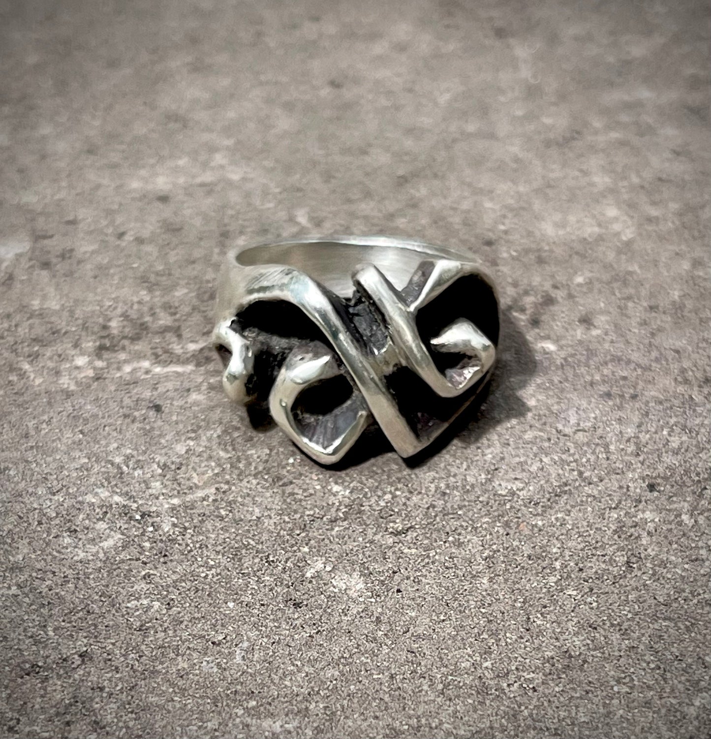 Double X Ring