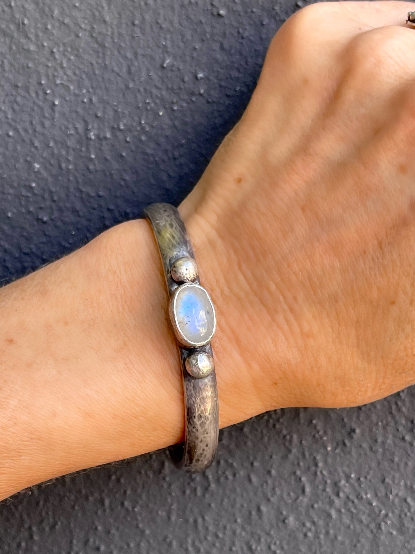 Little Moon(stone) cuff